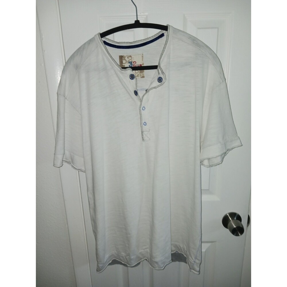 32 Bar Blues Henley T-Shirt Mens Medium White Short Sleeve Button Snaps Cotton